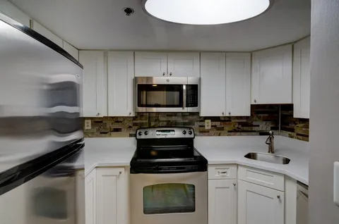 $168,000 | 2870 Pharr Ct S Northwest, Unit 2903, Atlanta, GA 30305