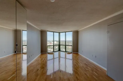 $168,000 | 2870 Pharr Ct S Northwest, Unit 2903, Atlanta, GA 30305