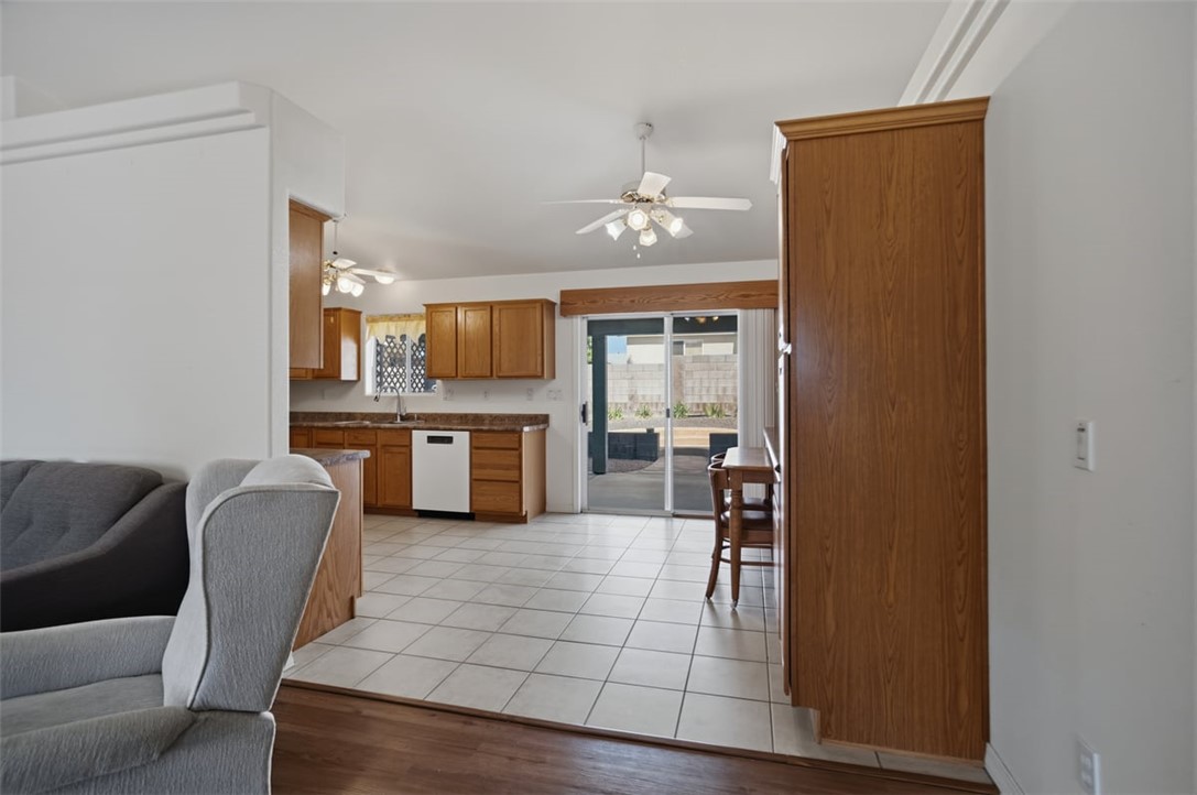 2144 Ridgeview Road Kingman, AZ 86401 - Photo 13 of 49 a living room with stainless steel appliances granite countertop furniture and a kitchen view