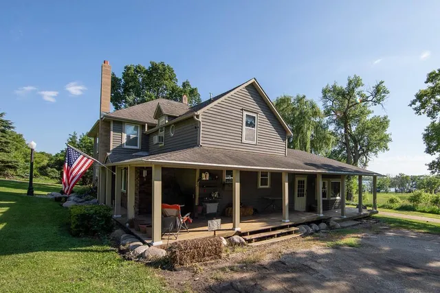 $440,000 | 37437 Highway 7, Ortonville, MN 56278