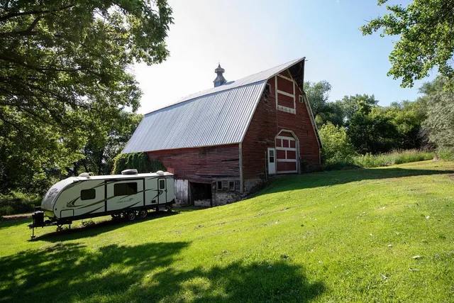 $440,000 | 37437 Highway 7, Ortonville, MN 56278