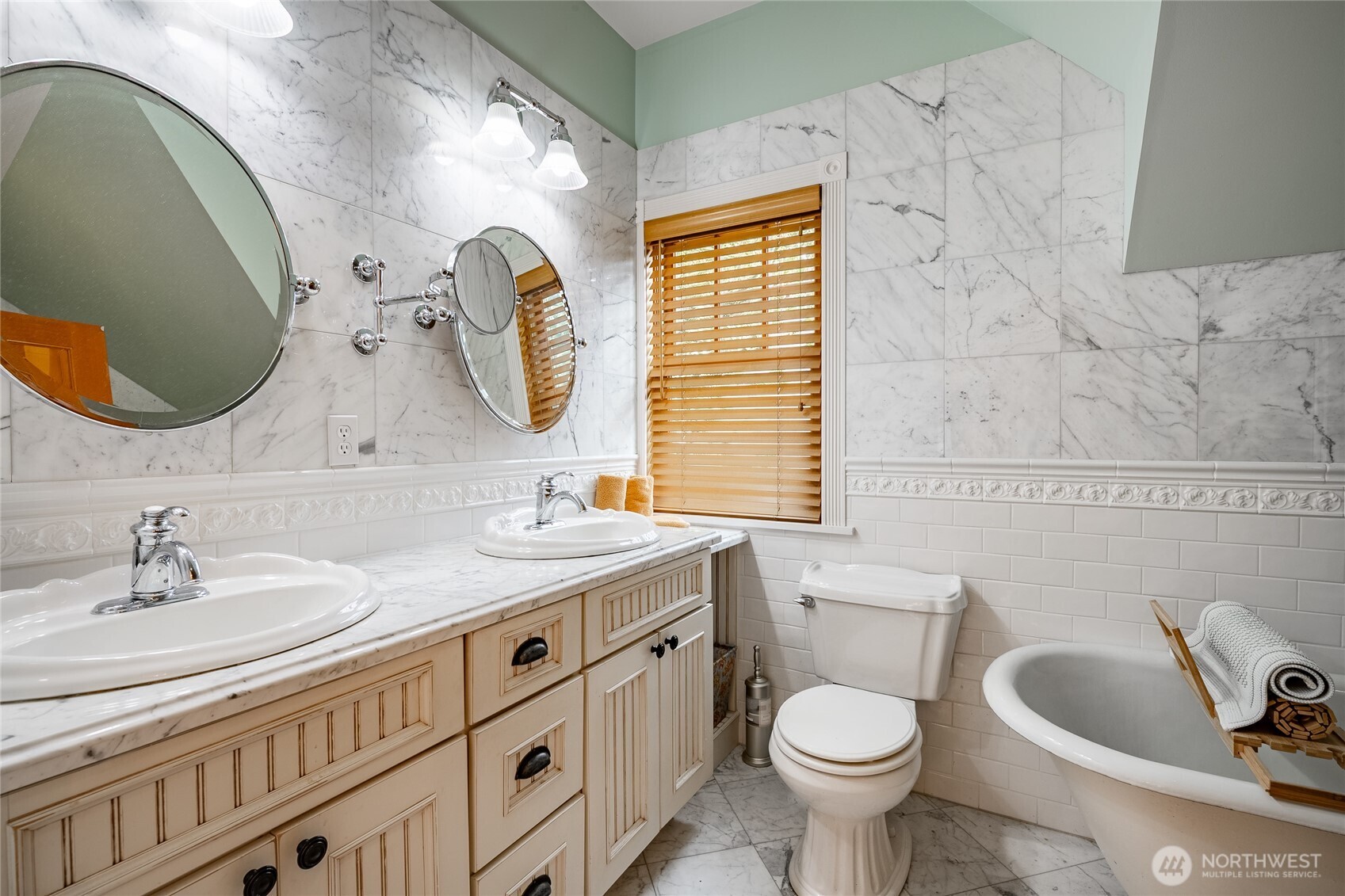 915 Front Street Lynden, WA 98264 - Photo 23 of 40