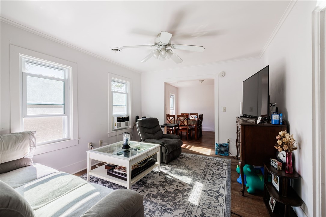 13 Whitmore Street Rochester, NY 14620 - Photo 11 of 38