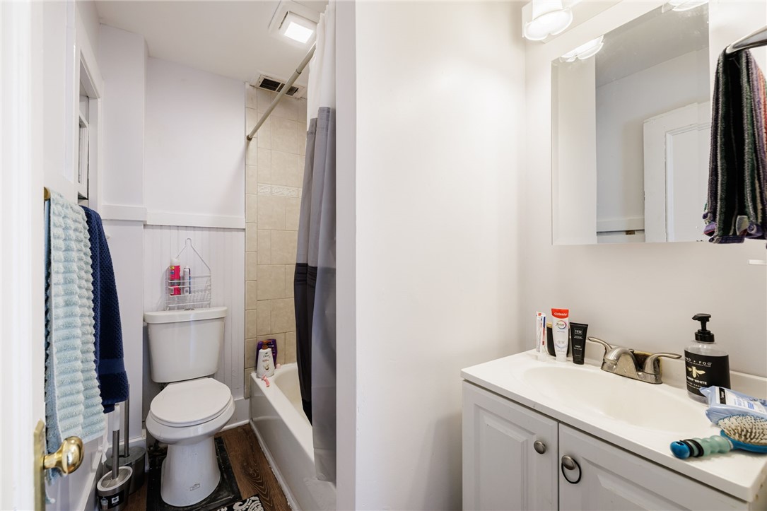 13 Whitmore Street Rochester, NY 14620 - Photo 19 of 38