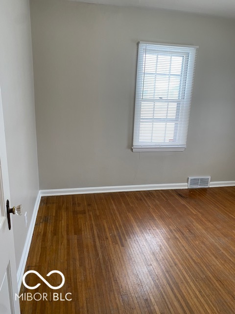 60 North Routiers Avenue Indianapolis, IN 46219 - Photo 12 of 26