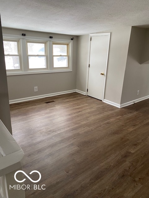 60 North Routiers Avenue Indianapolis, IN 46219 - Photo 17 of 26