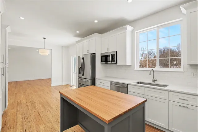 $449,000 | 6267 Creekside Circle, Ypsilanti, MI 48197