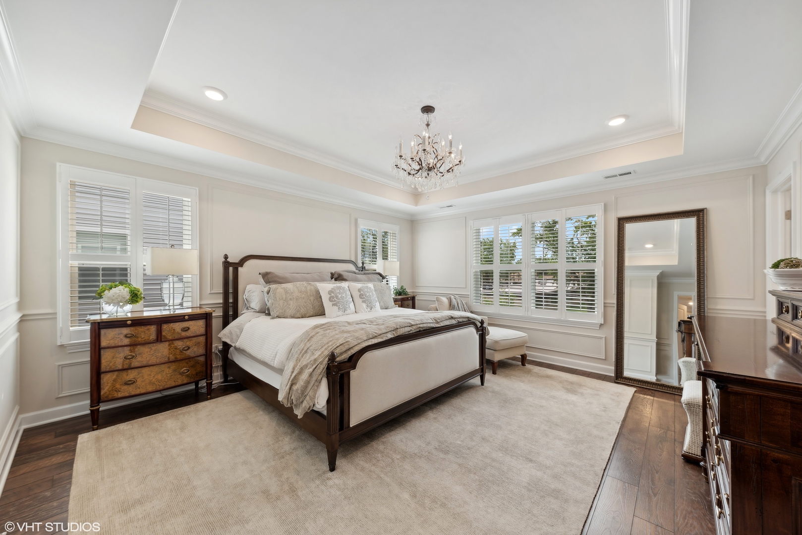 2513 Geranium Way Rolling Meadows, IL 60008 - Photo 11 of 19 a spacious bedroom with a bed and a table