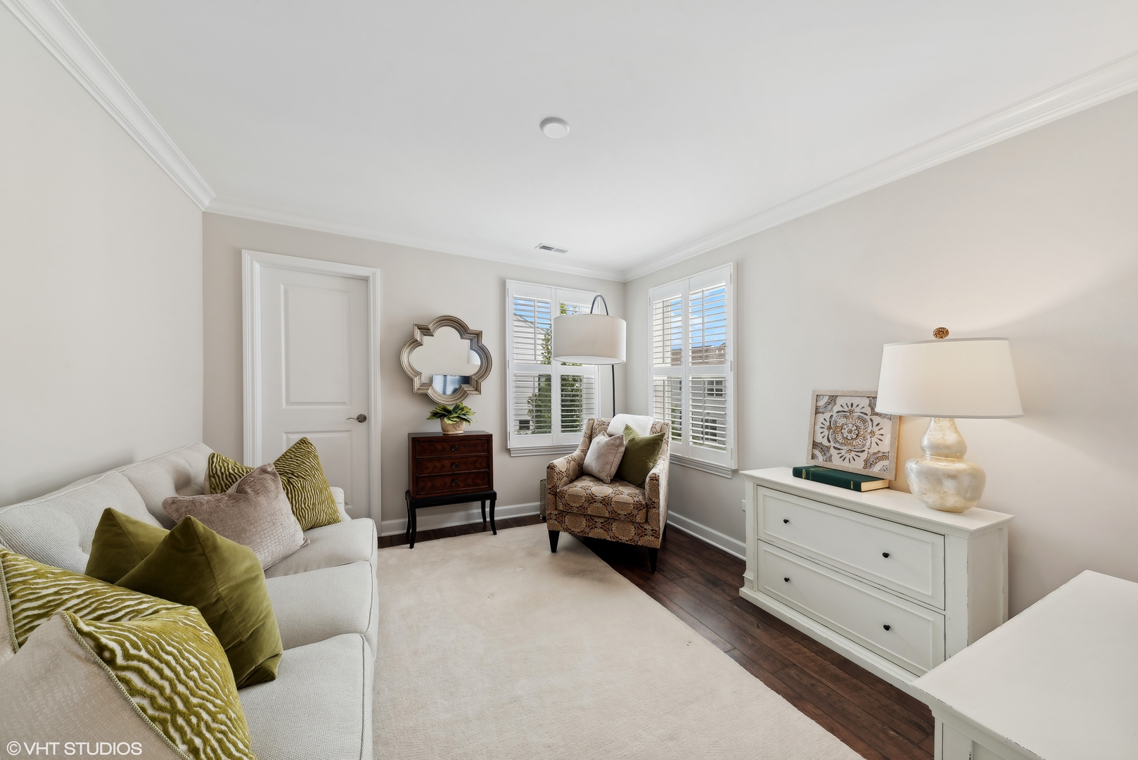 2513 Geranium Way Rolling Meadows, IL 60008 - Photo 15 of 19 a bedroom with furniture and a window