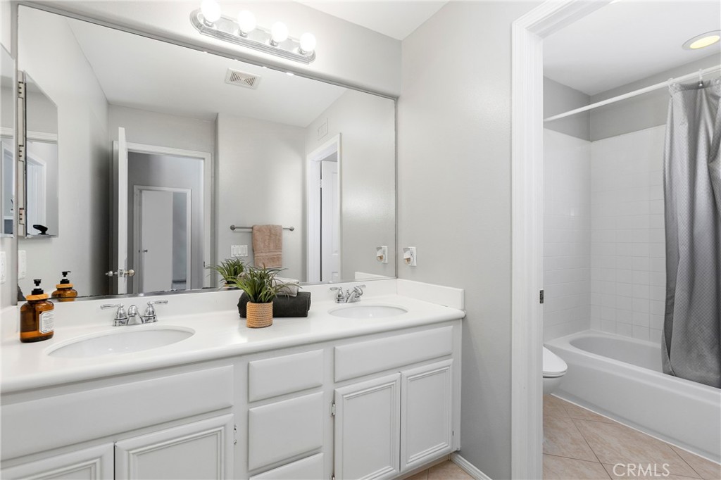 65 Ashcrest Irvine, CA 92620 - Photo 20 of 43 Make 65 a DONE DEAL located in exclusive Trailwood, a 24 hour GUARD GATED community!