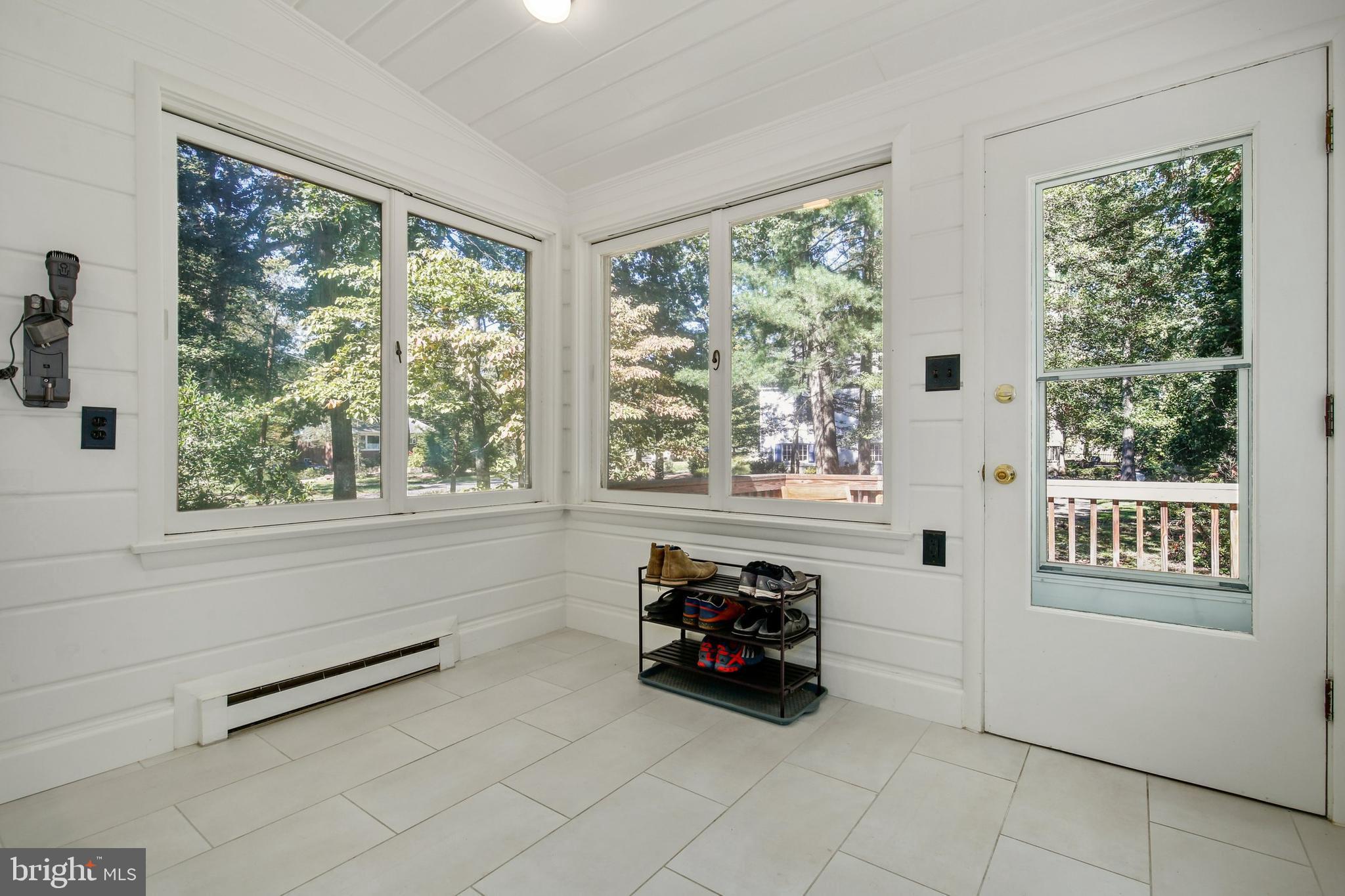 10327 Parkman Road Silver Spring, MD 20903 - Photo 23 of 83