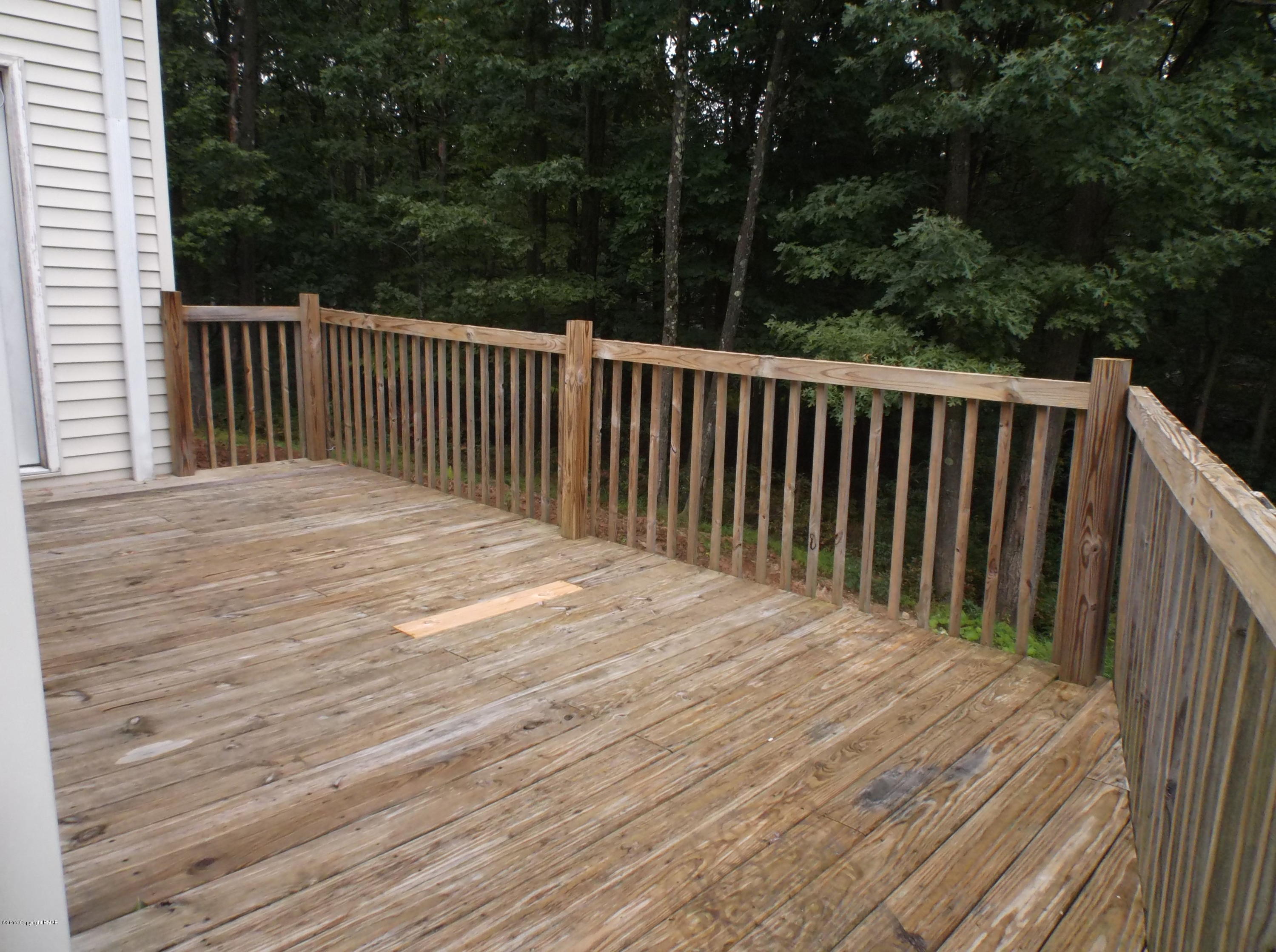 1412 Roberts Road Effort, PA 18330 - Photo 3 of 25 Large Rear Deck