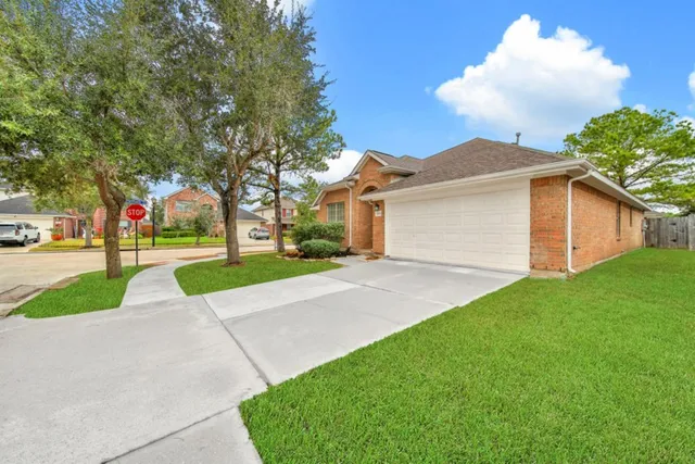 $325,000 | 12003 Cottage Elm Court, Houston, TX 77089
