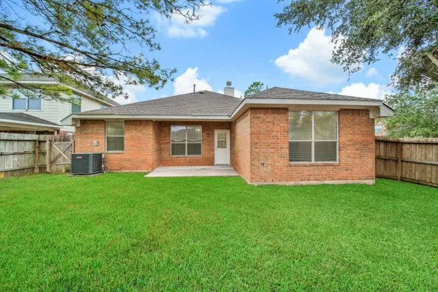 $325,000 | 12003 Cottage Elm Court, Houston, TX 77089