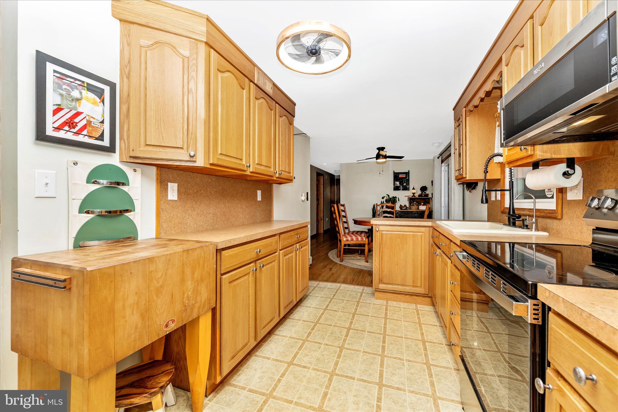 18617 Burnside Bridge Road Sharpsburg, MD 21782 - Photo 18 of 47 Kitchen