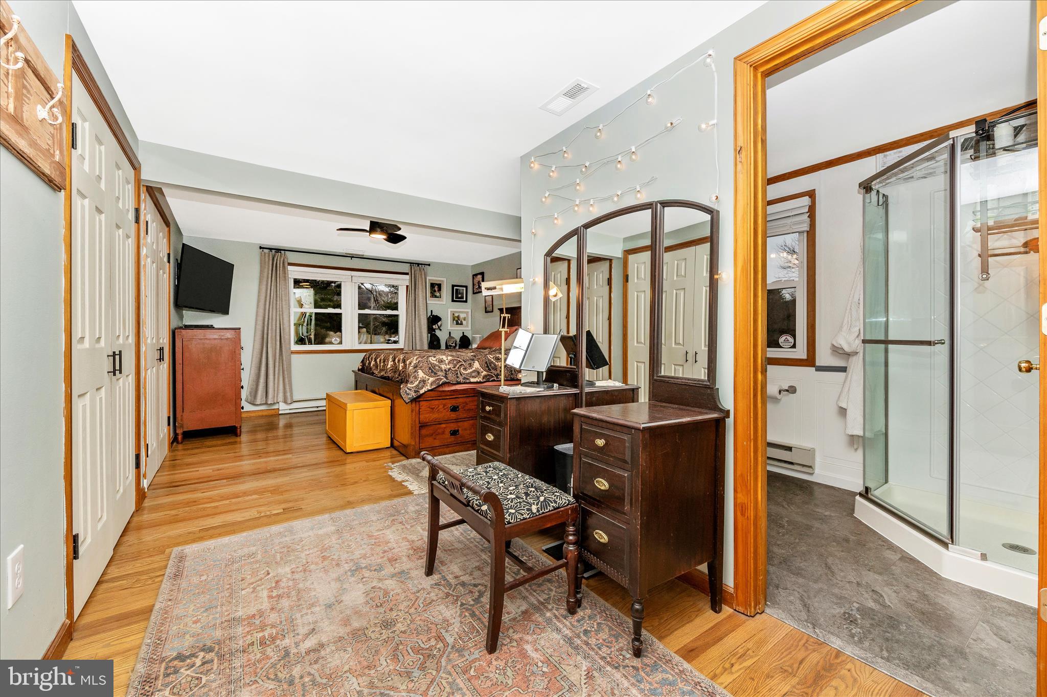 18617 Burnside Bridge Road Sharpsburg, MD 21782 - Photo 22 of 47 Primary Bedroom