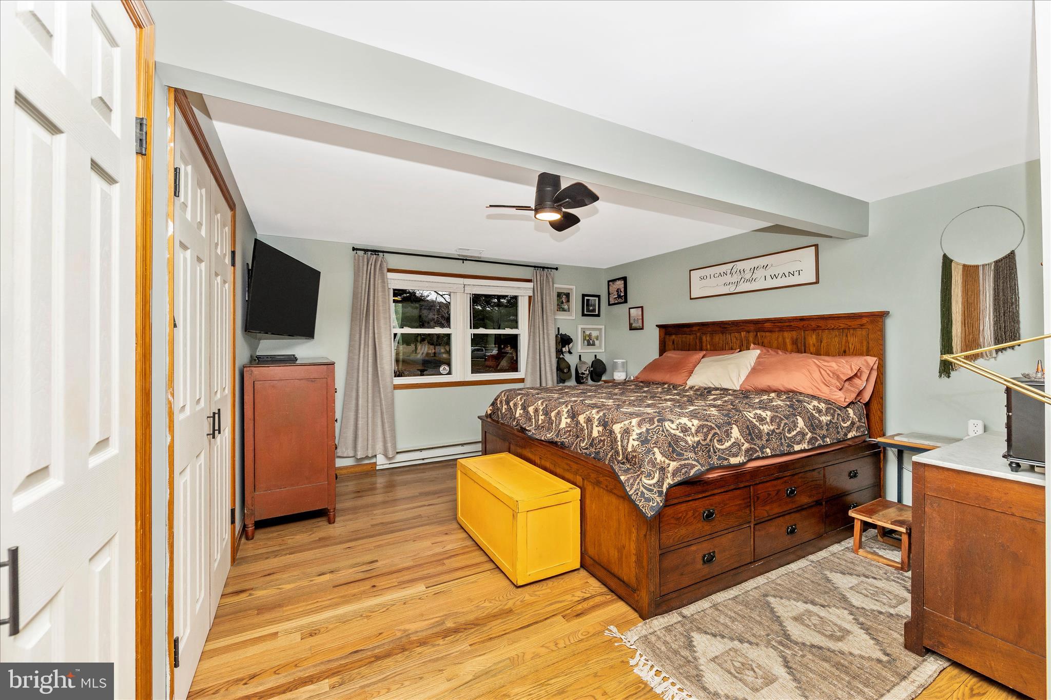 18617 Burnside Bridge Road Sharpsburg, MD 21782 - Photo 25 of 47 Primary Bedroom