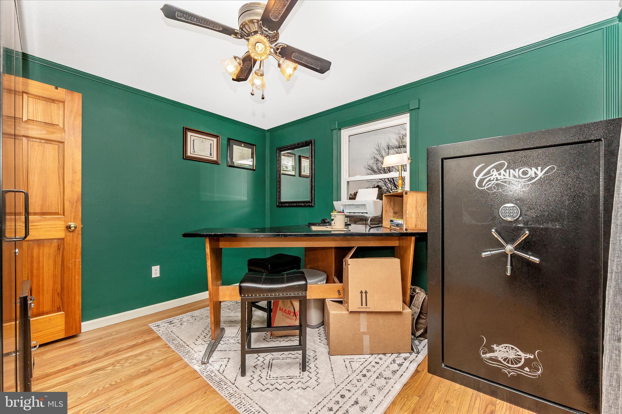 18617 Burnside Bridge Road Sharpsburg, MD 21782 - Photo 32 of 47 Bedroom