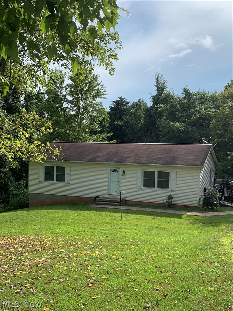 1301 Barnett Ridge Road Belpre, OH 45714 - Photo 1 of 21 Gallery Image 1