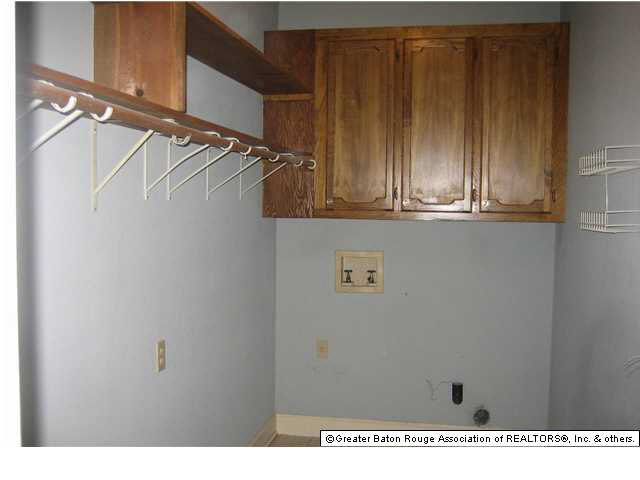3608 Woodland Ridge Boulevard Baton Rouge, LA 70816 - Photo 11 of 17 Gallery Image 11