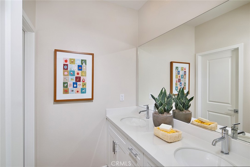 5932 Rockport Road Eastvale, CA 92880 - Photo 13 of 23