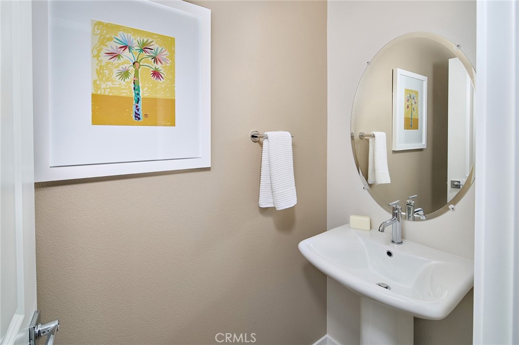 5932 Rockport Road Eastvale, CA 92880 - Photo 8 of 23