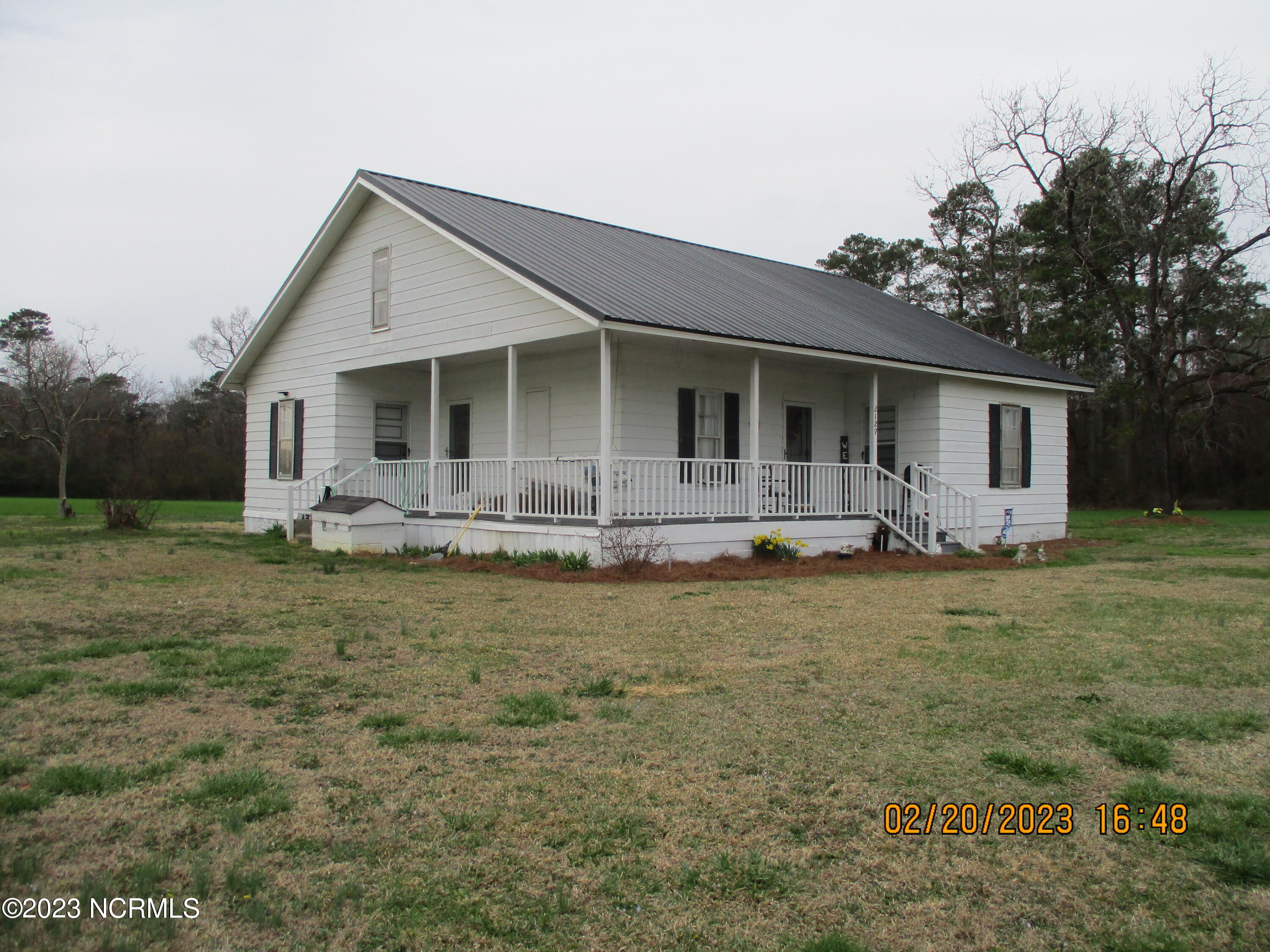 2129 Boren Brick Road Roseboro, NC 28382 - Photo 1 of 11 Front