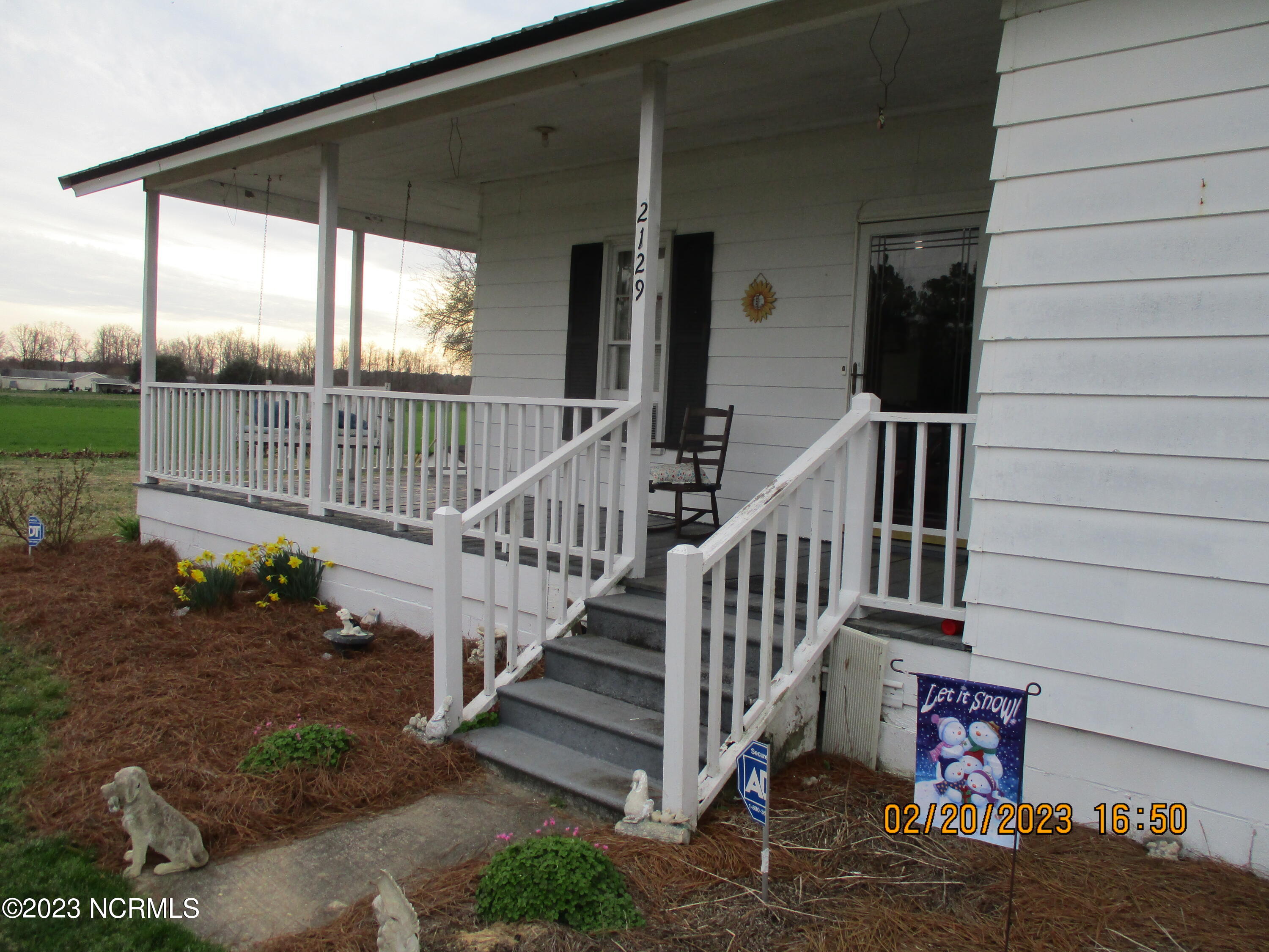 2129 Boren Brick Road Roseboro, NC 28382 - Photo 2 of 11 IMG_3442