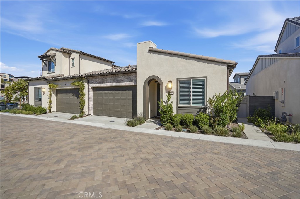 806 Sunrise Road Rancho Mission Viejo, CA 92694 - Photo 2 of 99