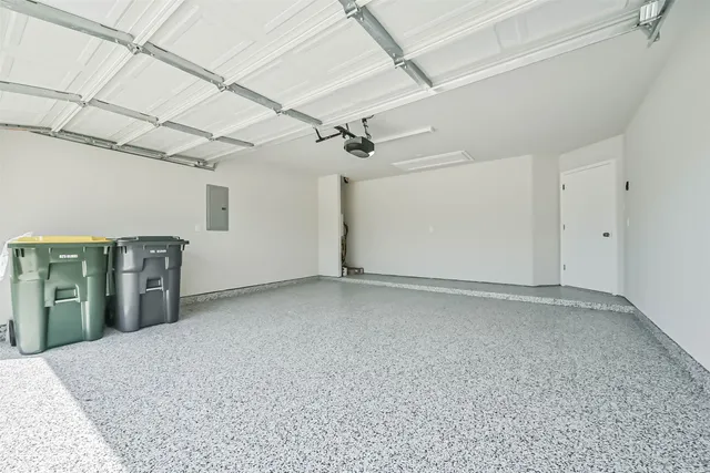 a view of a livingroom with furniture
