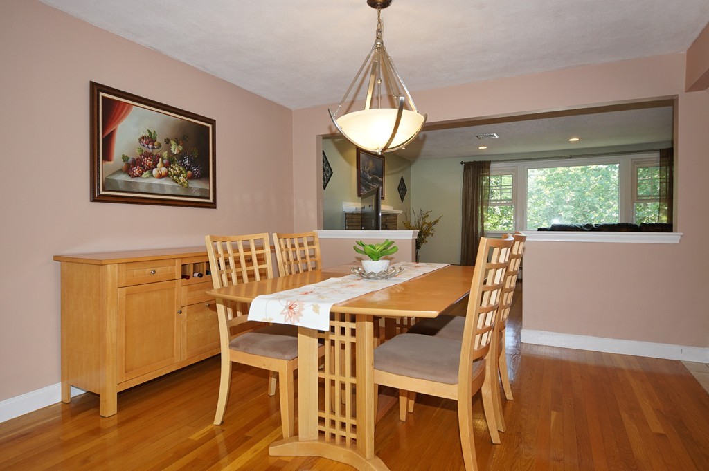 4 Spring Valley Road Burlington, MA 01803 - Photo 5 of 30 Gallery Image 5