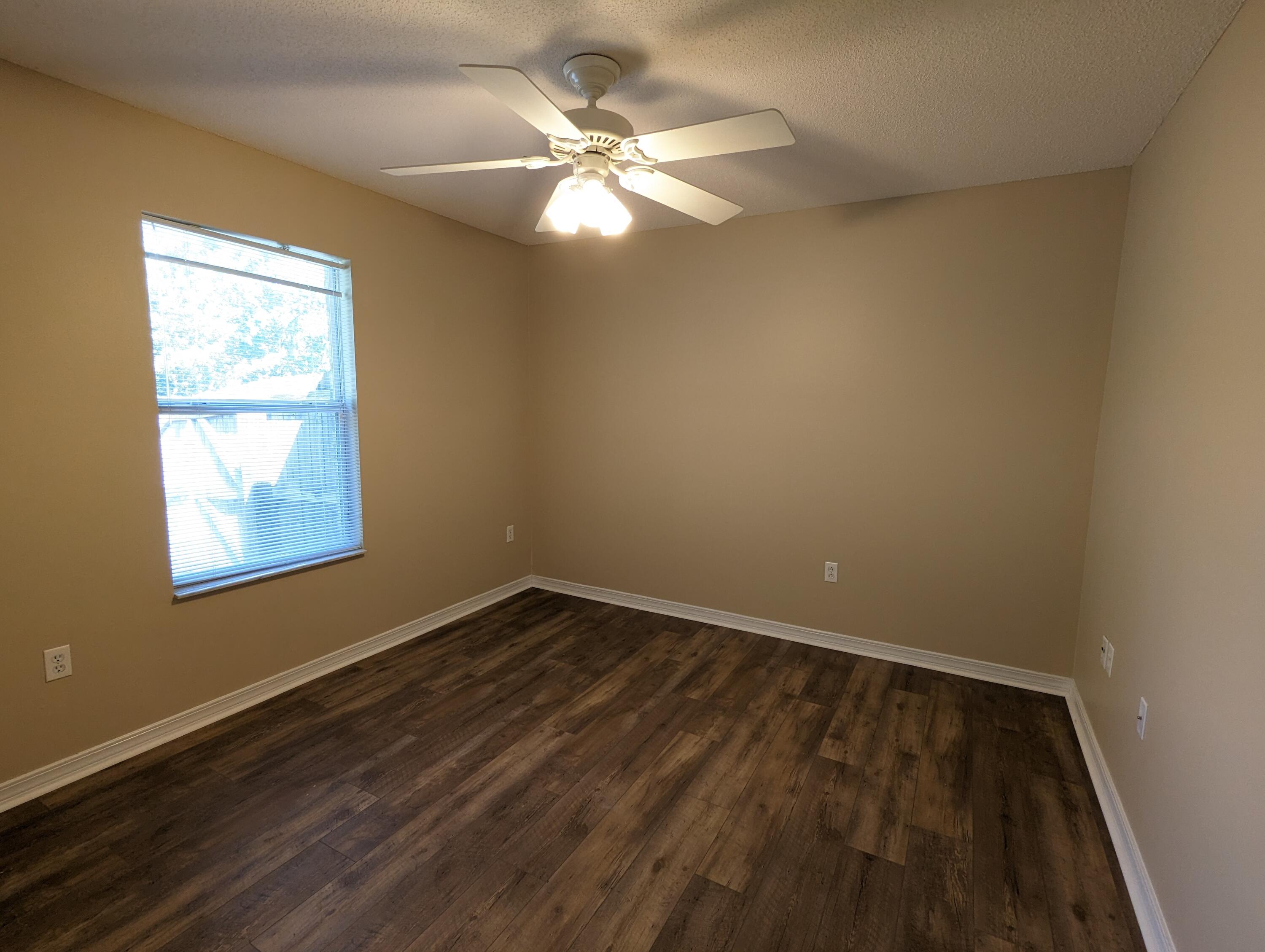 8237 Nevada Street Navarre, FL 32566 - Photo 15 of 21