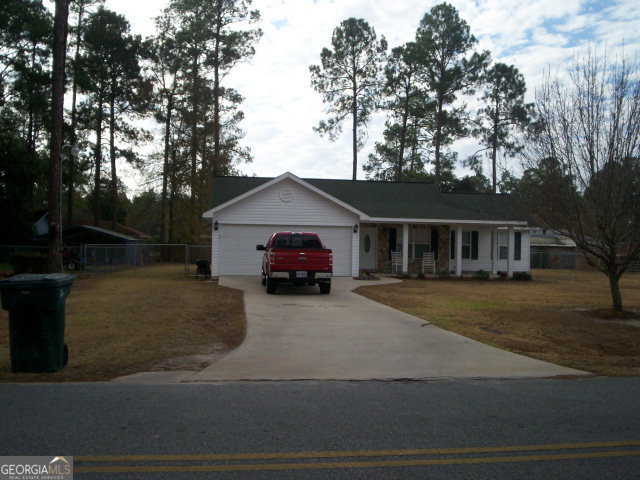 109 Ranier Street Baxley, GA 31513 - Photo 1 of 1 Main View
