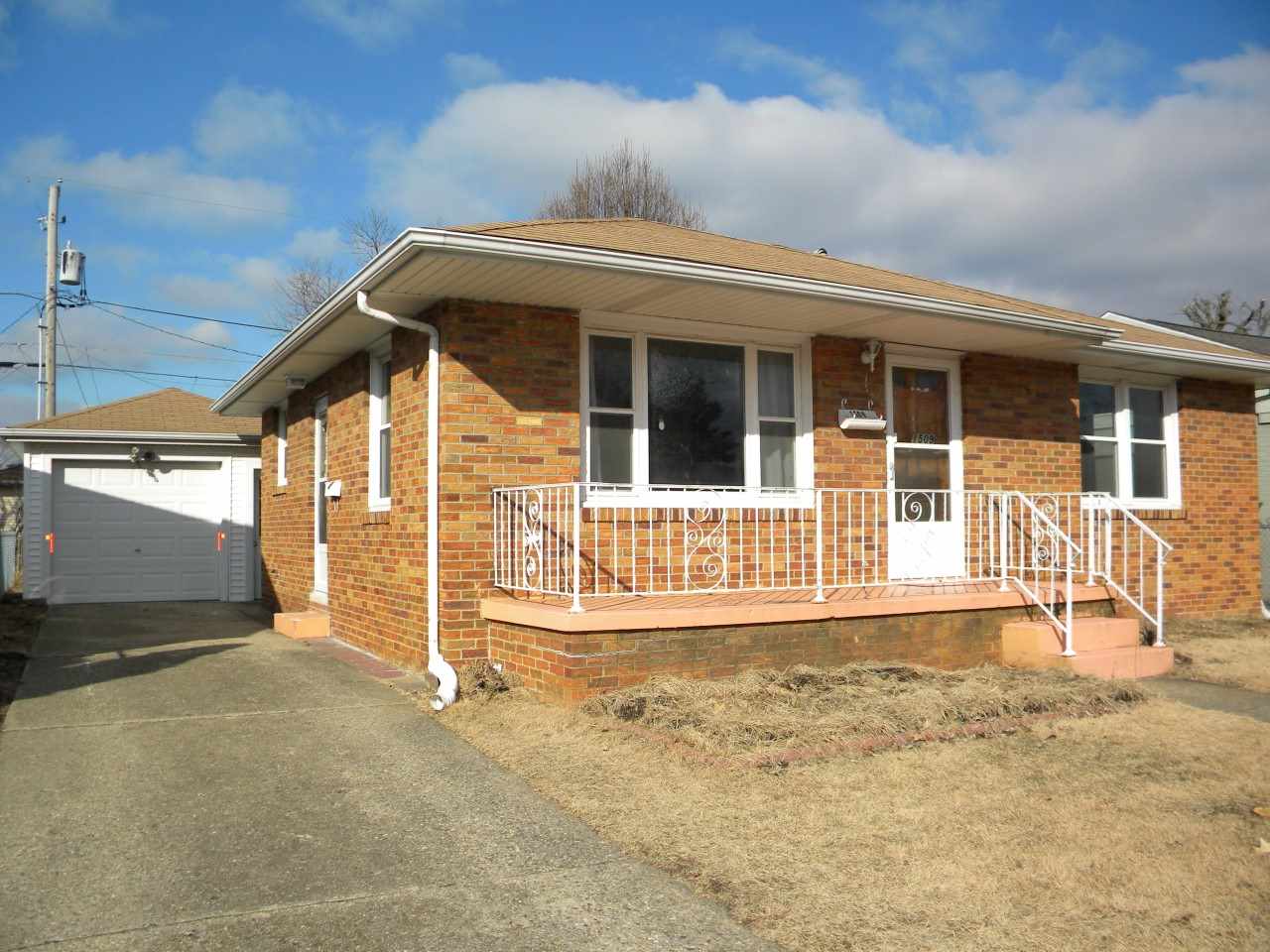 1509 Anna Road Pekin, IL 61554 - Photo 3 of 19 Gallery Image 3