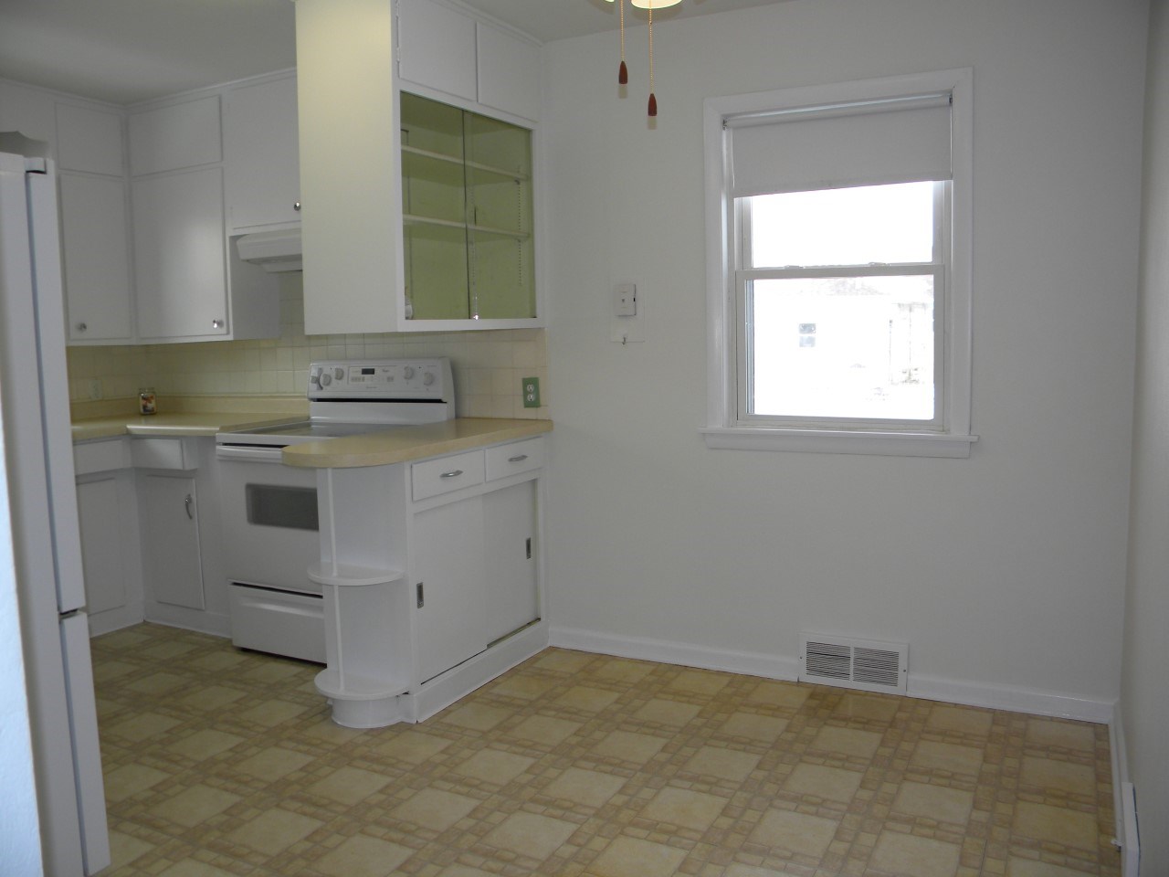 1509 Anna Road Pekin, IL 61554 - Photo 7 of 19 Gallery Image 7