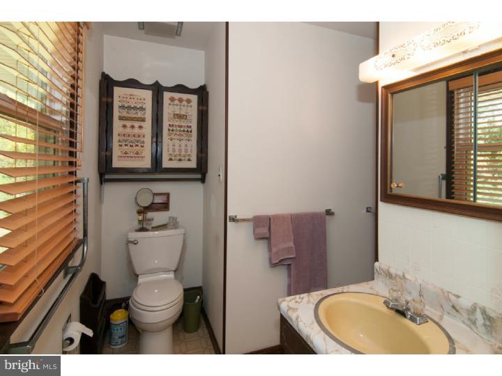 52 Rogers Road Furlong, PA 18925 - Photo 12 of 24