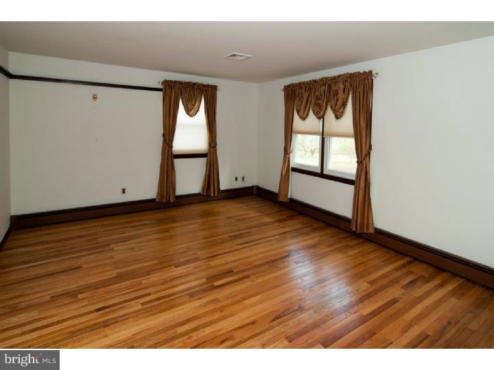 52 Rogers Road Furlong, PA 18925 - Photo 18 of 24 In-law Suite