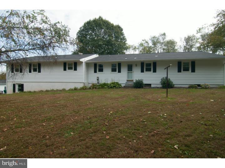52 Rogers Road Furlong, PA 18925 - Photo 3 of 24 Exterior Back