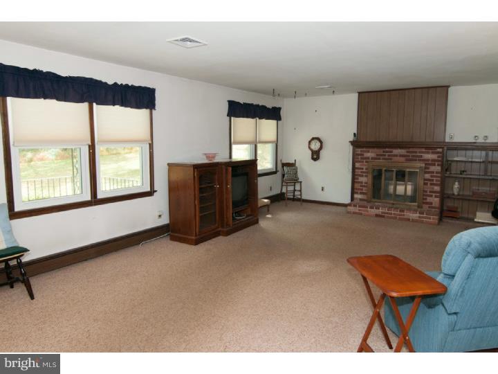 52 Rogers Road Furlong, PA 18925 - Photo 10 of 24