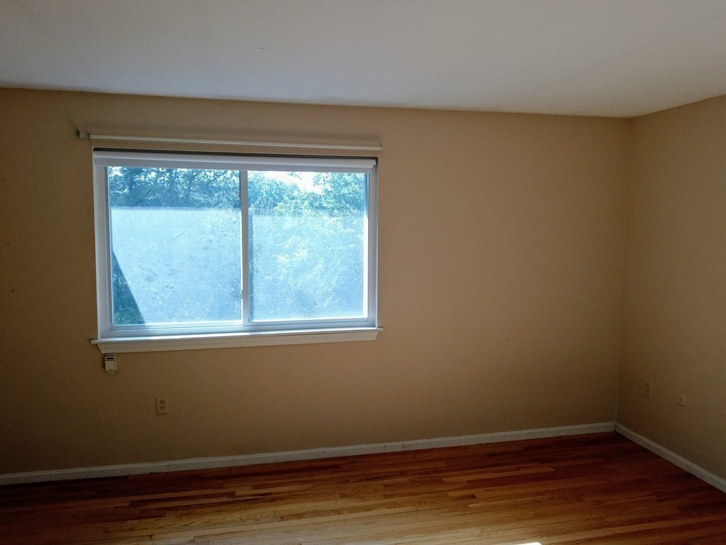 16 Beal's Cove Road, Unit F Hingham, MA 02043 - Photo 6 of 8 Gallery Image 6