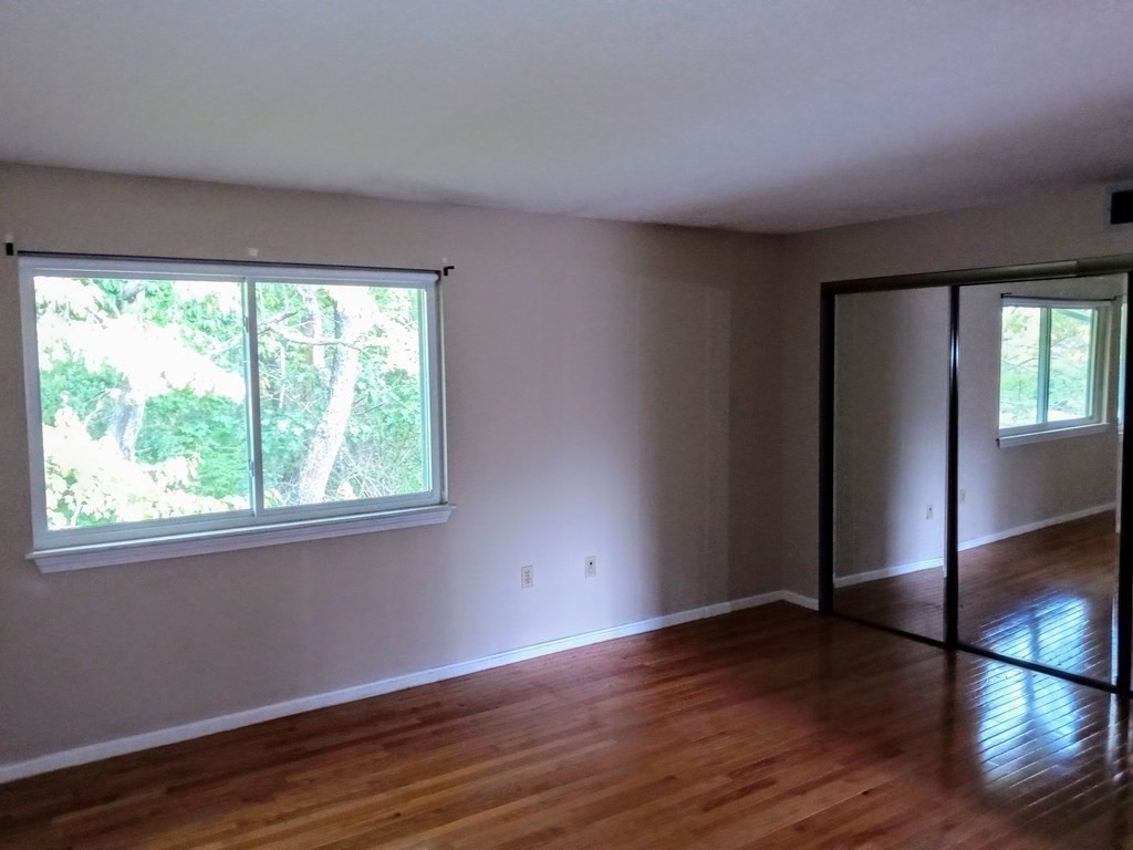 16 Beal's Cove Road, Unit F Hingham, MA 02043 - Photo 8 of 8 Gallery Image 8