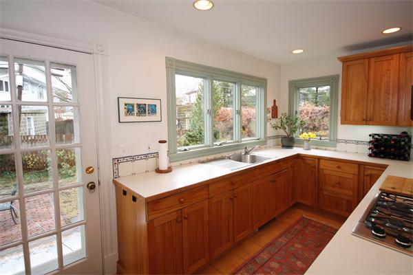 77 Larch Road Cambridge, MA 02138 - Photo 7 of 22 Gallery Image 7