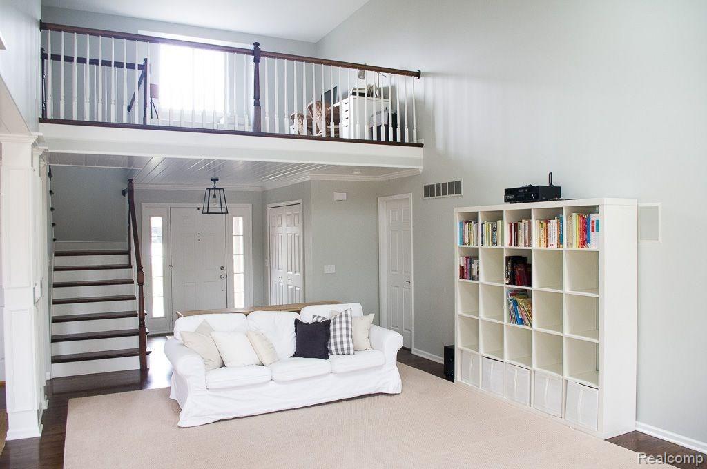 3377 Hazelton Avenue Rochester, MI 48307 - Photo 5 of 50 5loftstairs.jpg