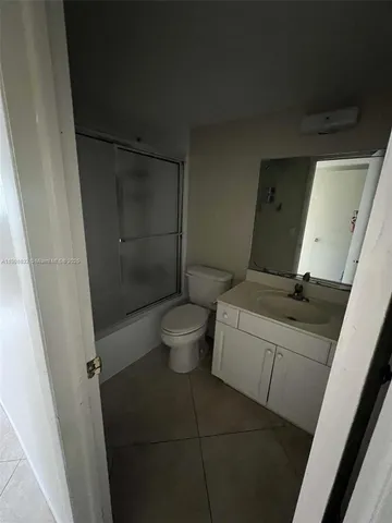 $1,825 | 4140 Woodside Drive, Unit 207, Coral Springs, FL 33065