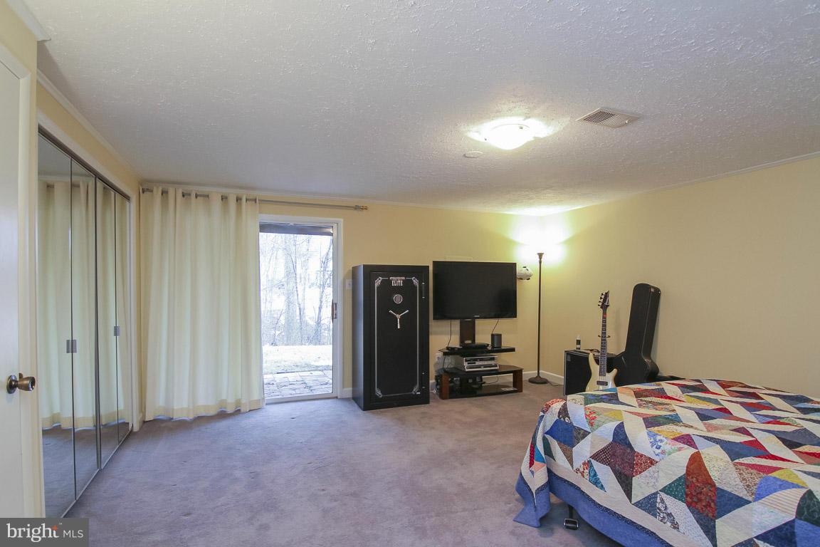 7493 Wounded Knee Road Lorton, VA 22079 - Photo 16 of 26 Bedroom