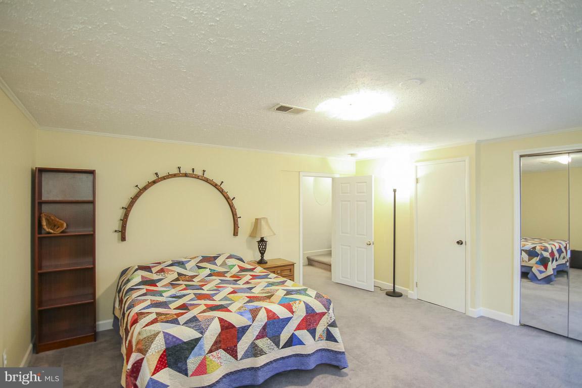 7493 Wounded Knee Road Lorton, VA 22079 - Photo 17 of 26 Bedroom