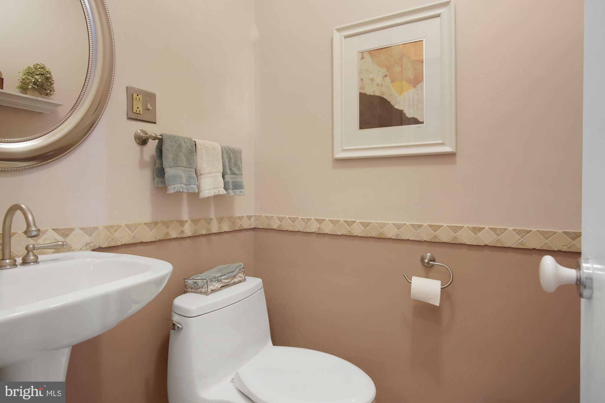 7801 Custer Road Bethesda, MD 20814 - Photo 10 of 40