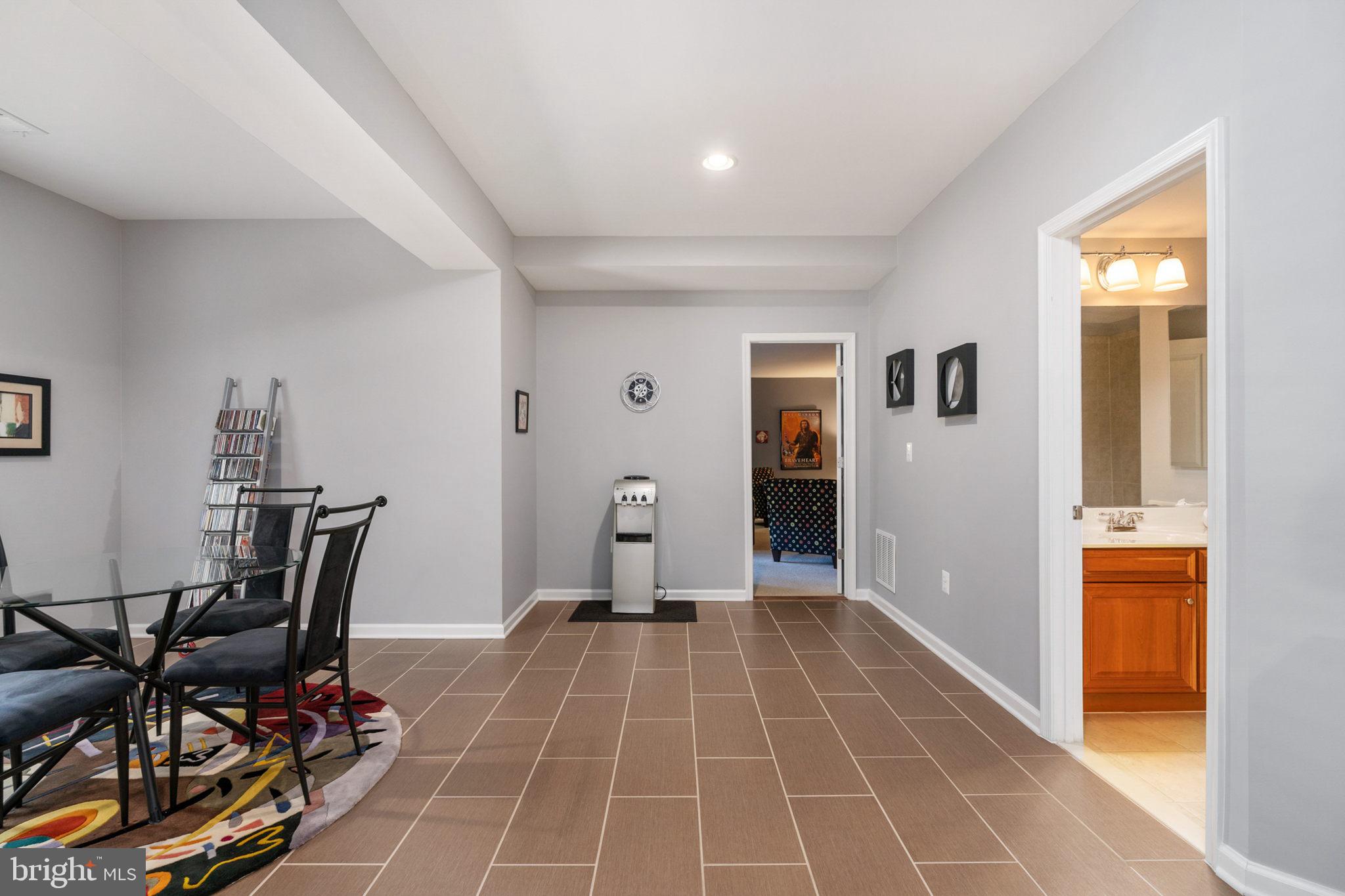 16301 Sandy Ridge Court Woodbridge, VA 22191 - Photo 71 of 94 Gallery Image 71