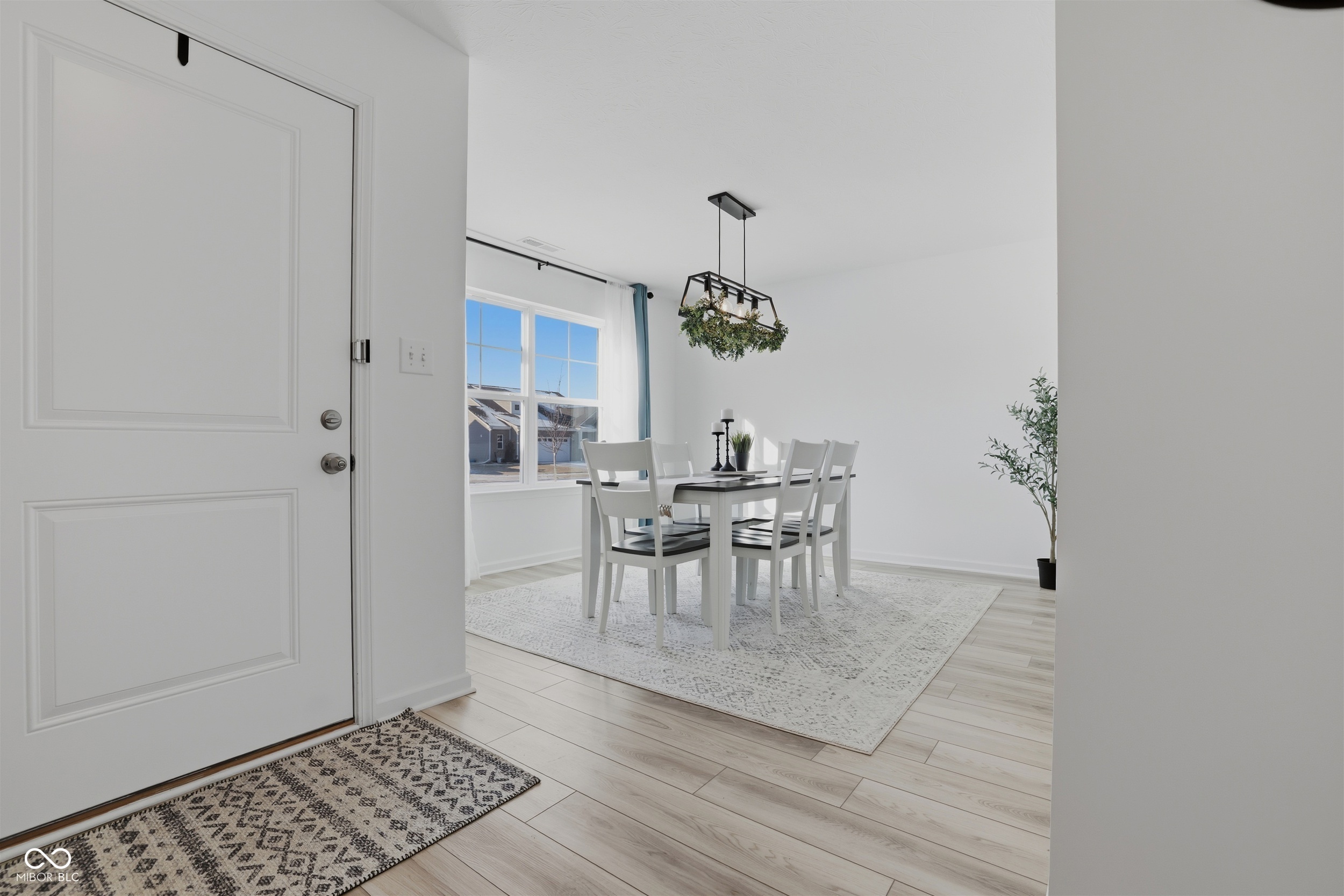 502 Persimmon Pass Lapel, IN 46051 - Photo 5 of 41