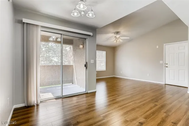 $1,600 | 555 East Silverado Ranch Boulevard, Unit 2012, Las Vegas, NV 89183
